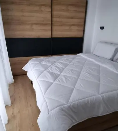 Villa 4rent Vila Vm8 *